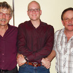 Einige der Grosser Jubilare (von links): Albert K&auml;lin (Ehrenmitglied), Peter F&uuml;chslin (Pr&auml;sident), Urs K&auml;lin (Ehrenmitglied). Bild Alfred K&auml;