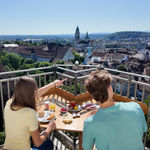 Fr&uuml;hst&uuml;ck auf dem Kirchenturm Solothurn &copy; Solothurn Tourismus