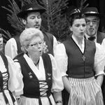 Die Jodlerinnen Brigitte Janser (v. l.), Margrith M&auml;chler, Andrea Eiholzer und Silvia Gisler erg&auml;nzen die rund 20 M&auml;nnerstimmen im Jodlerklub B&auml;rgbl&uuml;emli. Bild Frieda Suter
