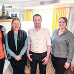 In der Feldmusik Gross tut sich etwas (von links): Samuel Burkard (neuer Vize-Dirigent), Hermine Binder (Neumitglied), Daniel Lienert (Pr&auml;sident), Laura R&uuml;egg (neue Materialverwalterin), Brigitta Rothlin (neues MuKo-Mitglied). Foto: zvg 