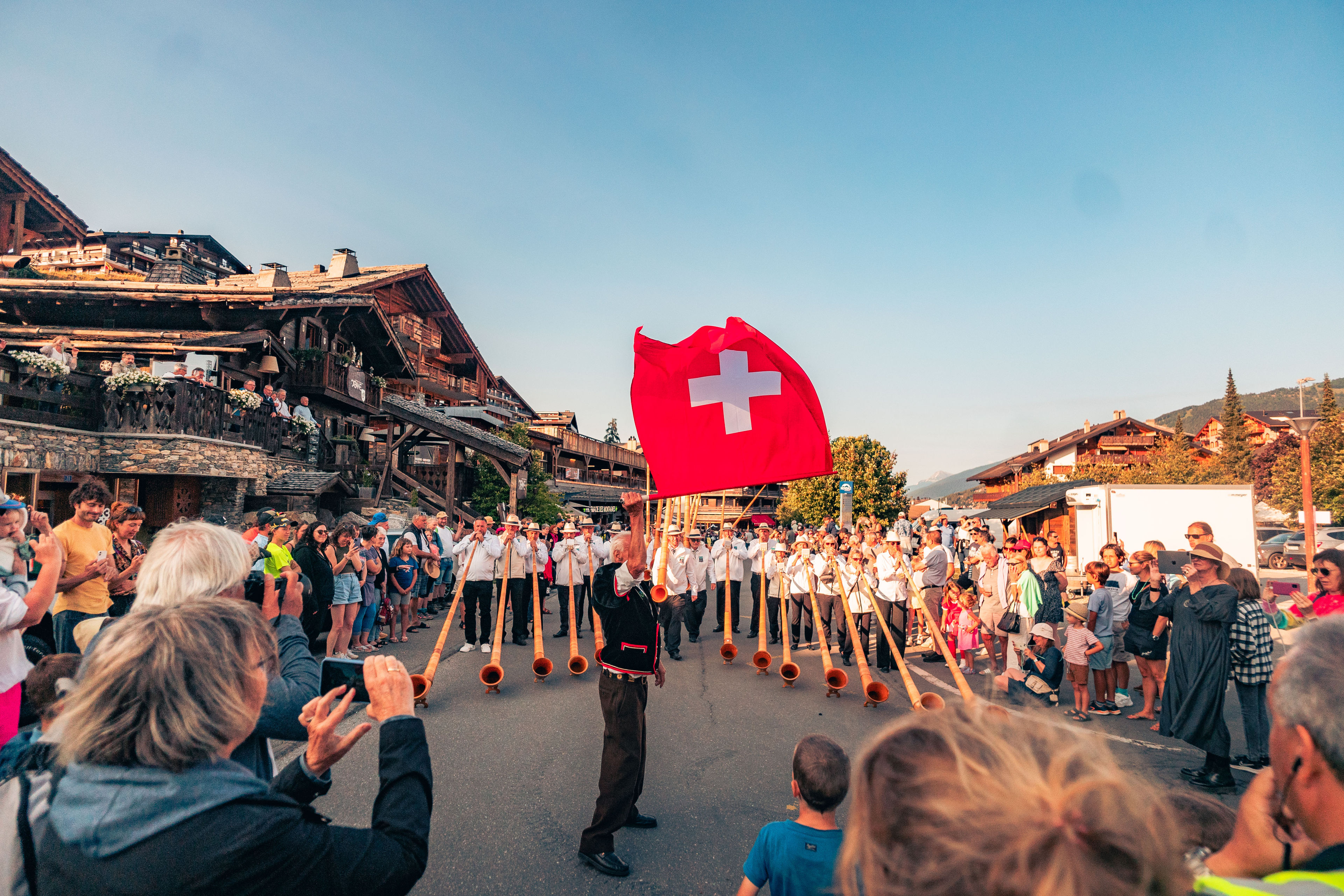 Festival de cor des Alpes_cortège_2023 (Florian Bouvet-Fournier)