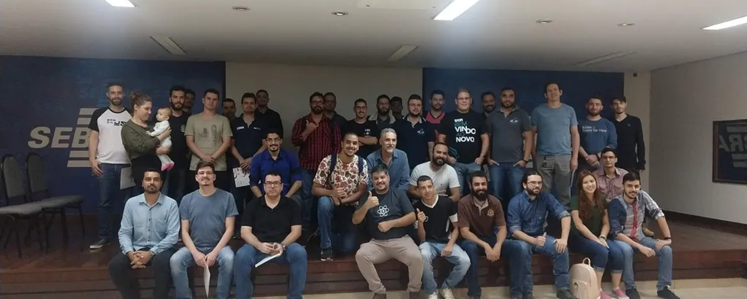Cover Photo for React Goiânia