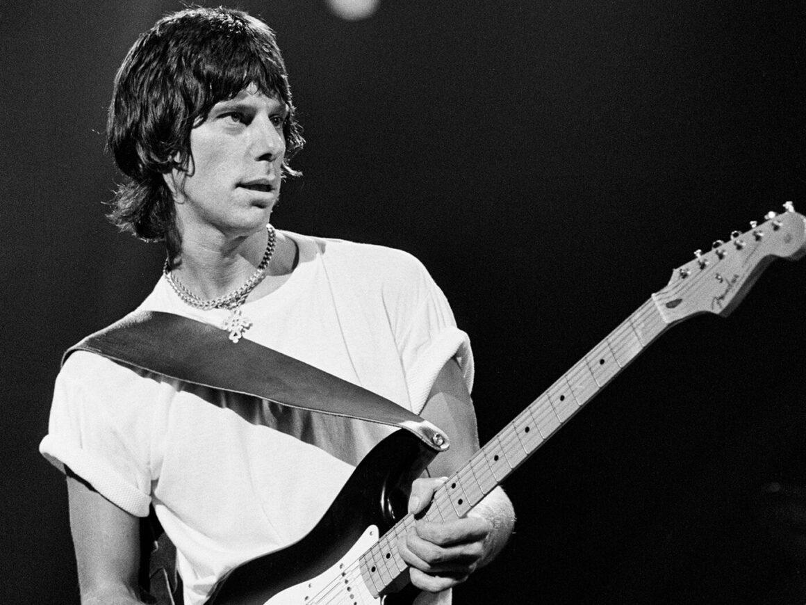 Los 10 Mejores Guitarristas De Todos Los Tiempos Mejores Guitarristas De La Historia 8175