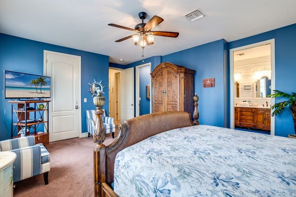 Primary Bedroom - King Bed