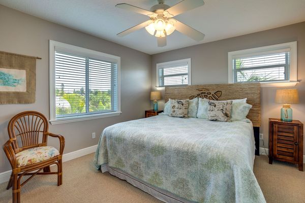 Bedroom 2 - King Bed