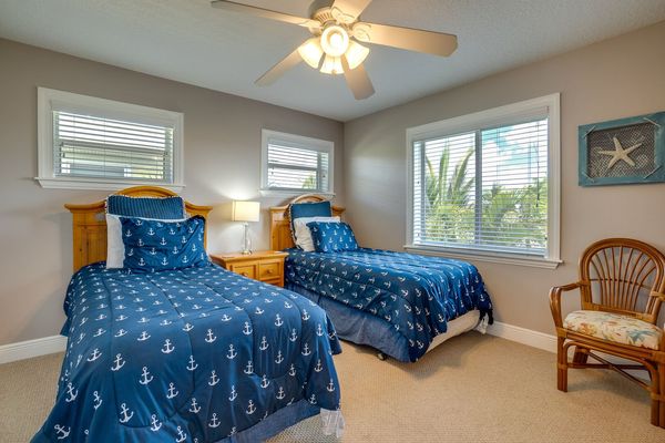 Bedroom 3 - 2 Twin Beds