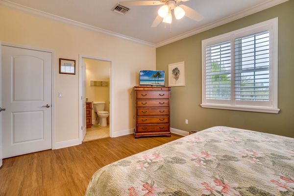 Upstairs Primary Bedroom - King Bed