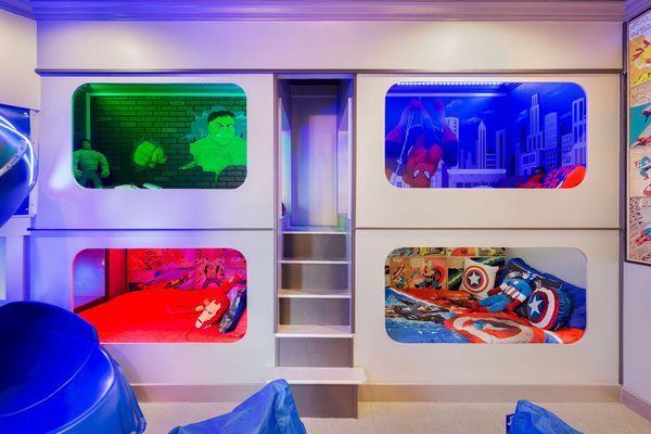 These custom built full size bunk beds will simply wow the kids