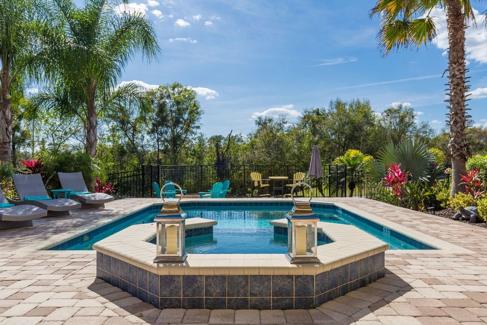 Breathtaking views by your private pool