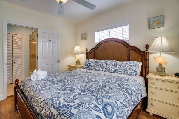 Primary Bedroom - King Bed