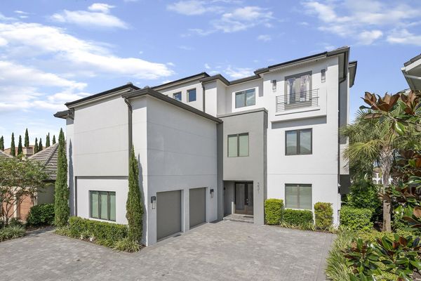 An unbeatable location in Reunion Resort, only minutes away from Disney