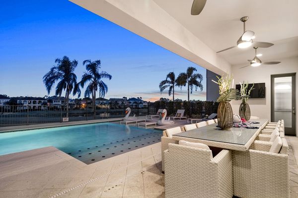 Plenty of outdoor seating under the covered lanai