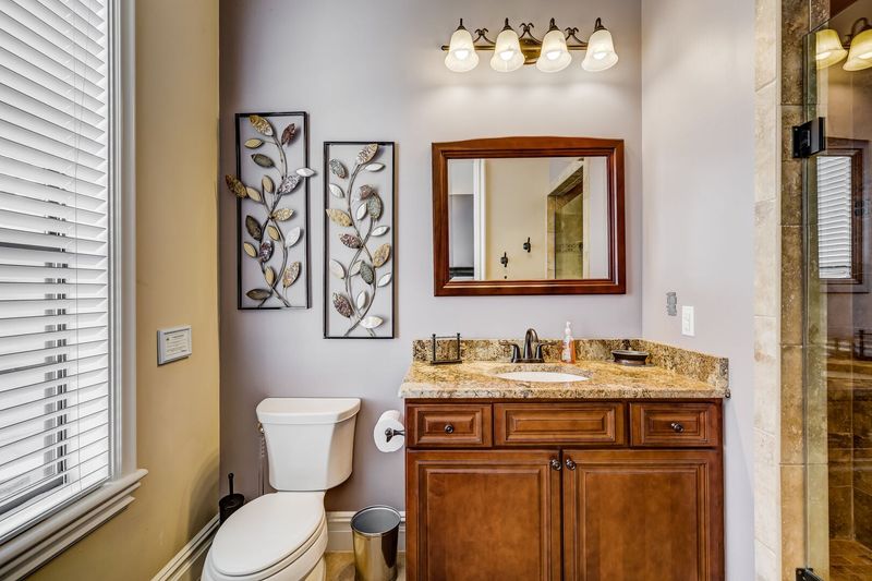 Ensuite bathroom for master suite 4