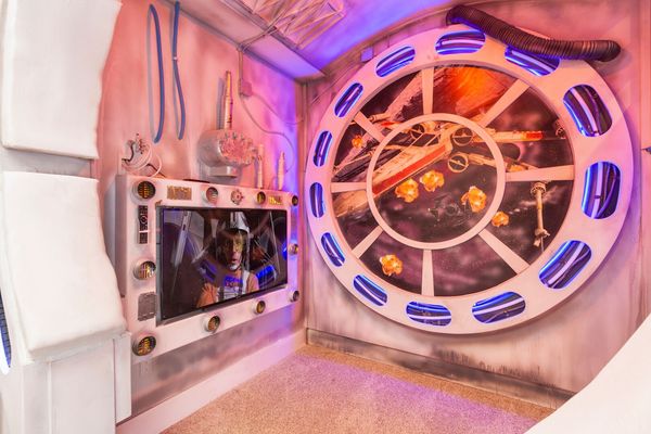 This galaxy is not so far far away, watch all your favorite movies on the SMART TV