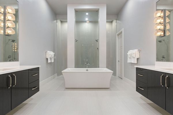 Ensuite bathroom for grand master suite 1