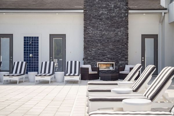 Lounge in the Florida sun and enjoy your relaxing days after the parks