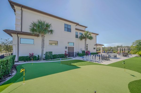 Plan your big day out on this green space