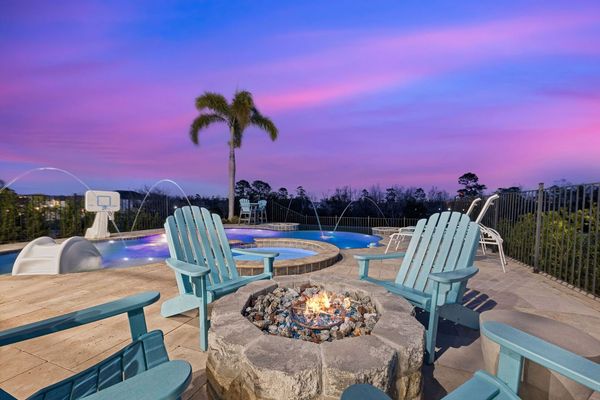 Disclaimer: Fireplace(s) / Firepit(s) not allowed for guest use, homeowner use only.