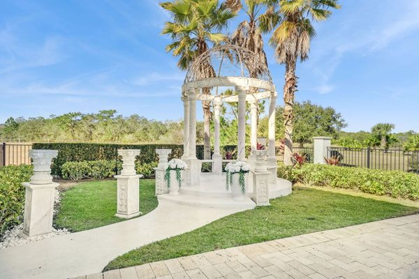 A beautiful gazebo made for any special occasion