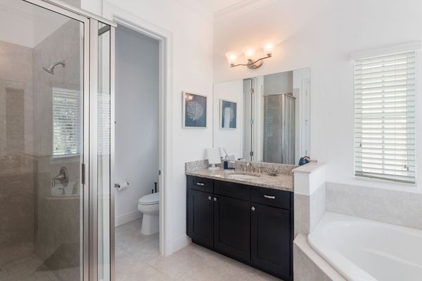 Beautiful ensuite master bathroom