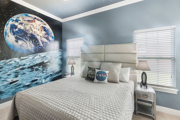 This King suite is out of this world