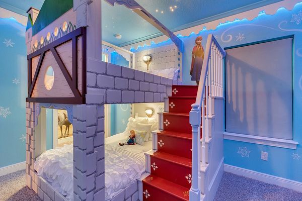 Gorgeous details for little princesses