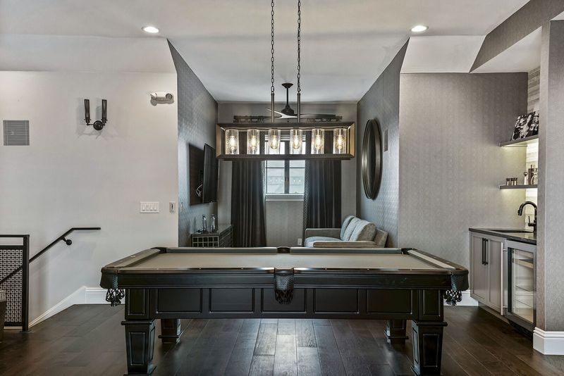 Head up to the third floor for an exclusive adults getaway in the form of a speakeasy style lounge, The Establishment