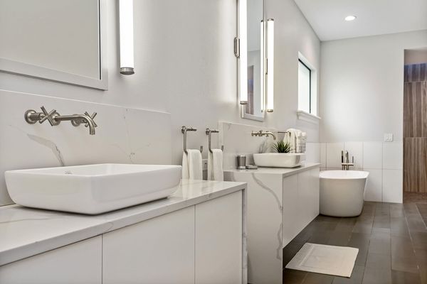 The lavish ensuite bathroom