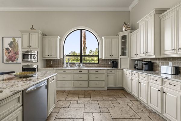 Cook delicious meals together as a family