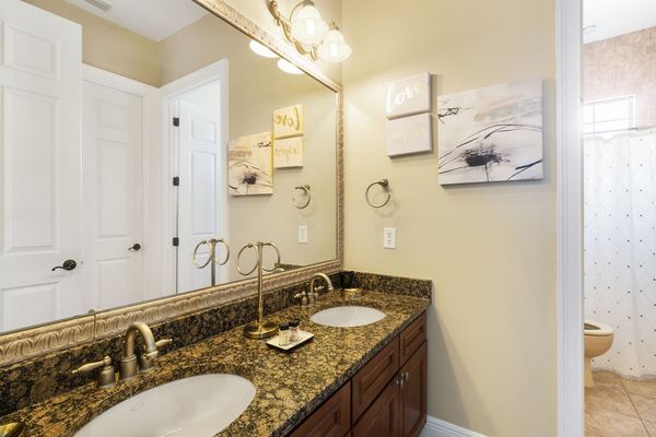 Ensuite bathroom