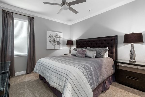 Plush king master suite