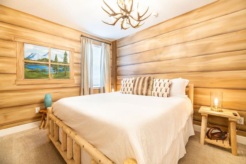 King en-suite located on the second floor