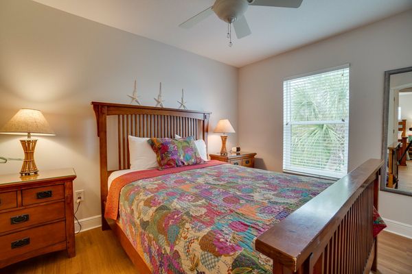 Bedroom 3 - Queen Bed