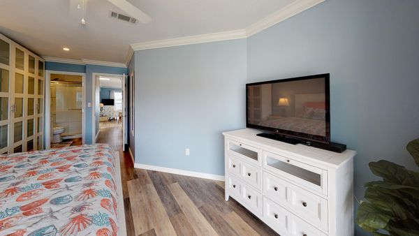 Primary Bedroom - King Bed