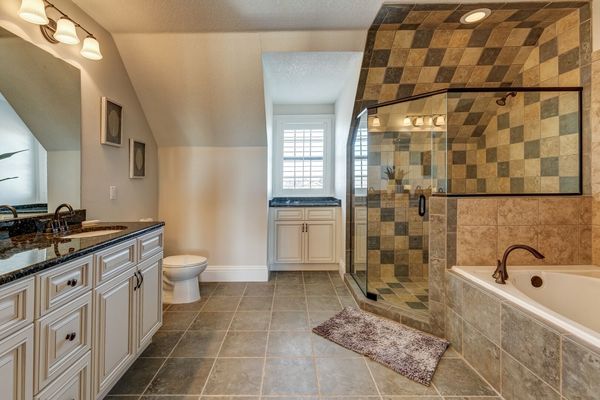 Ensuite bathroom