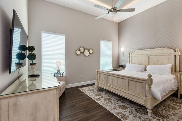 Downstairs Master suite