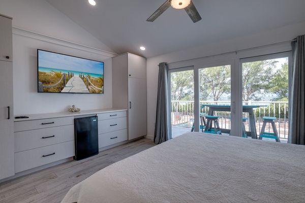 Primary Bedroom - King Bed