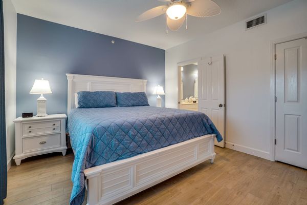Primary Bedroom - King Bed