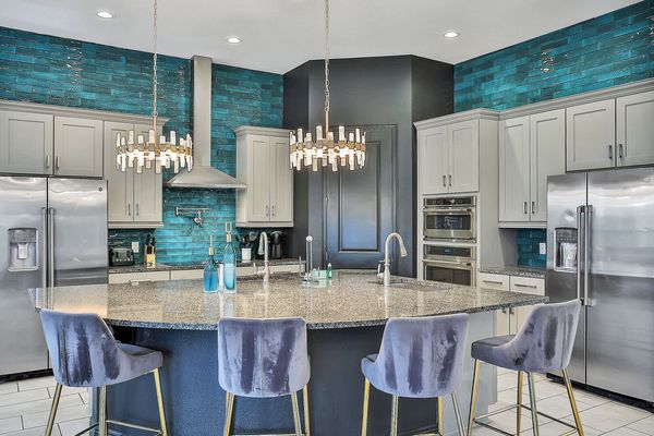 There's even more seating at the breakfast bar