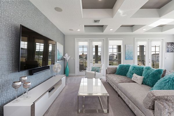 Relax and enjoy 70-inch 4k SMART TV