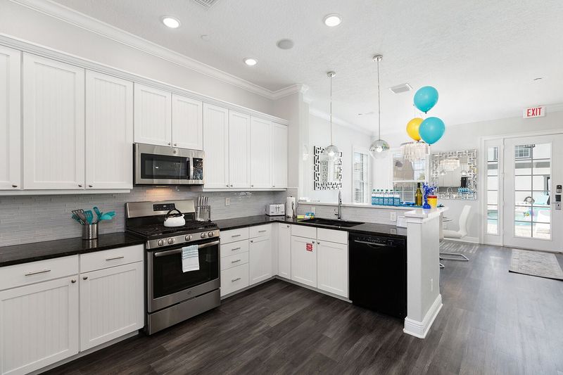 Prepare delicious meals for the whole family in the kitchen