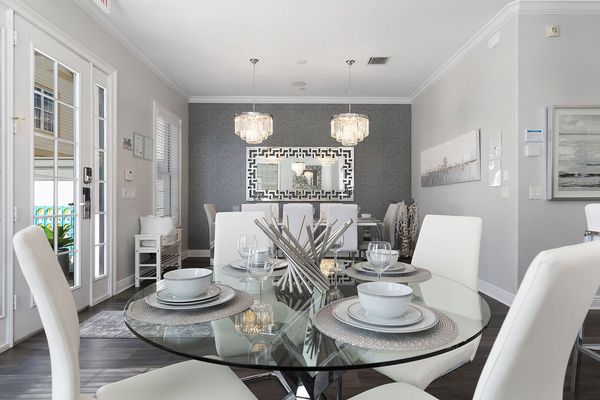 Dine close to loved ones with seating for 4