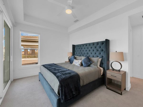 Sleep peacefully in this king bed