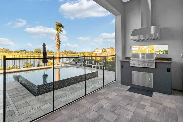 The pool features a safety fence so you can have peace of mind while on your vacation