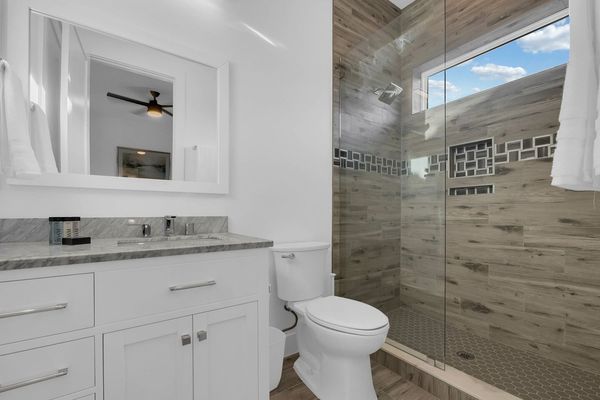 Ensuite bathroom with a walk-in shower