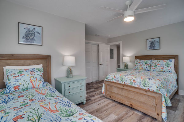 Bedroom 2 - Queen with Twin Bed