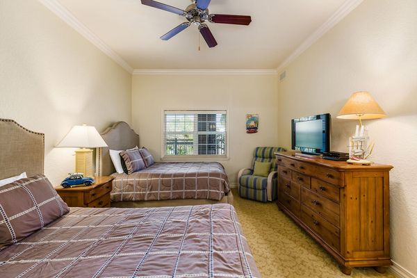 Sleep peacefully in one of these 2 queen beds