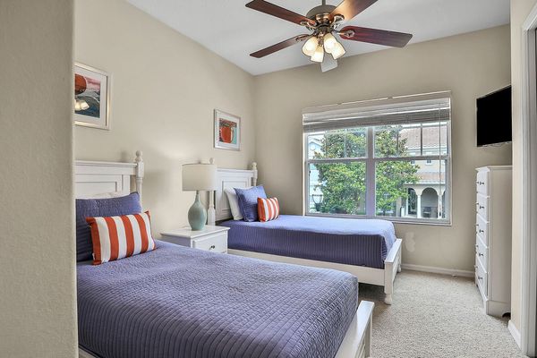 Get a good night's rest in this kids bedroom with 2 twin-size beds