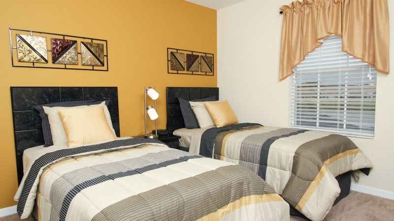 Two Twins Bedroom 2 Upstairs