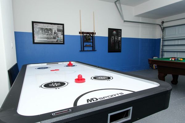Game Room (Angle)
Air Hockey
Pool/Ping Pong Table